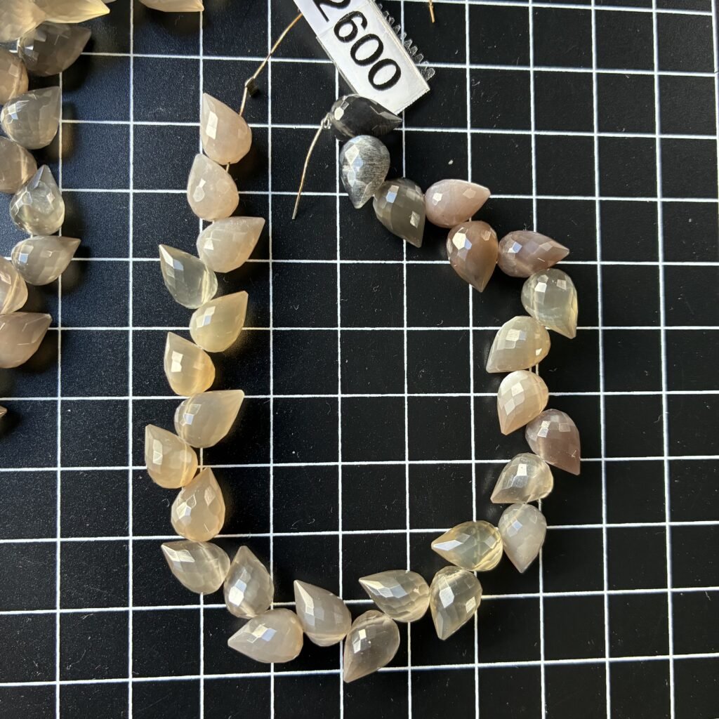 Grey Moon stone,  Flower Bud, 10*7 mm, 18 cm, 26 beads