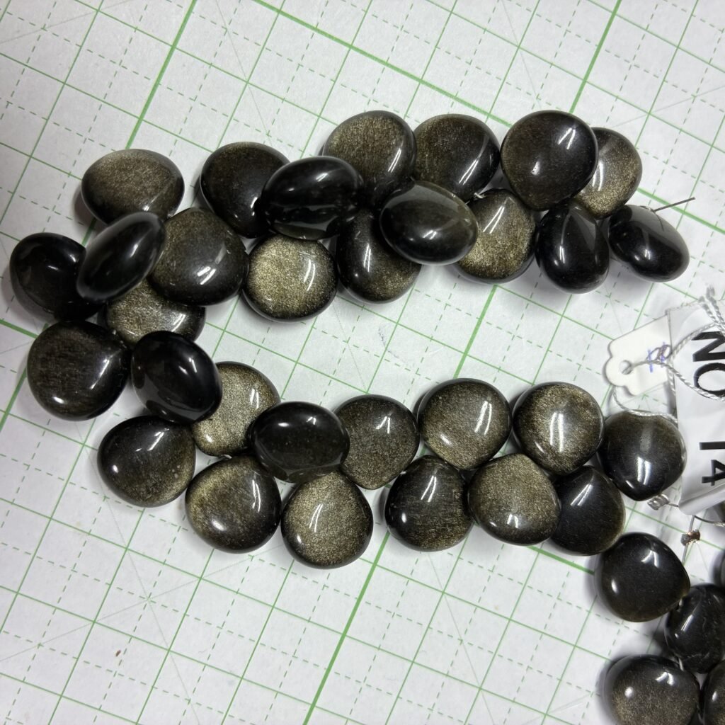 Obsidian Maroon Shape, 12.24 MM, 31 Piece