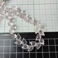 Rose quartz, flower bud shape, 22 cm