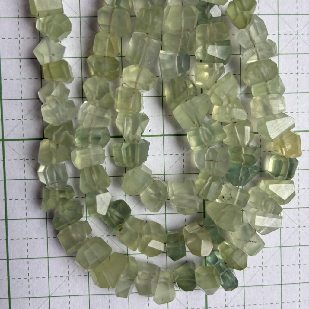 Prehnite, tumble, 19cm, 7.5x 6.5mm