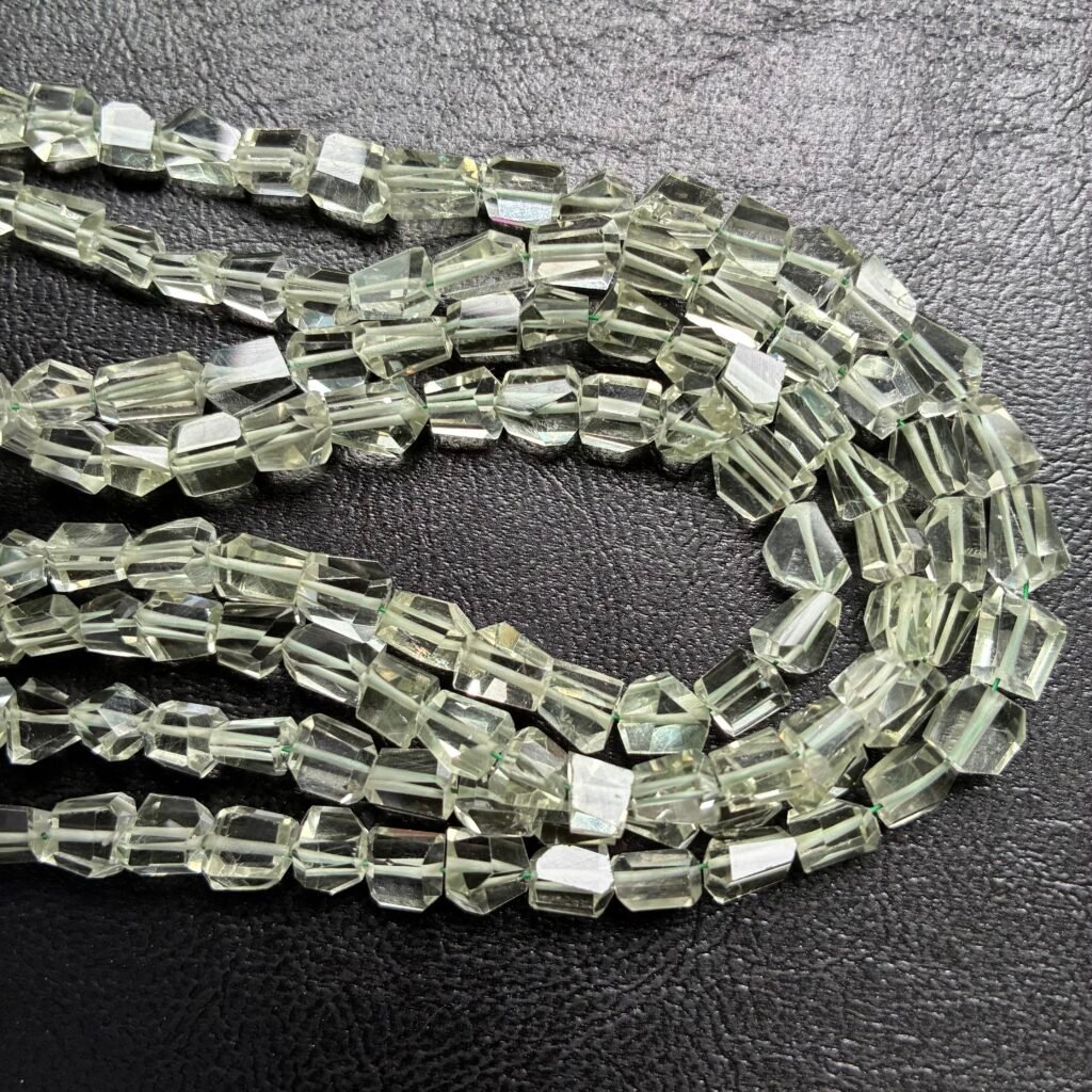 グリーンアメジスト 22Cm 8.5x4mm