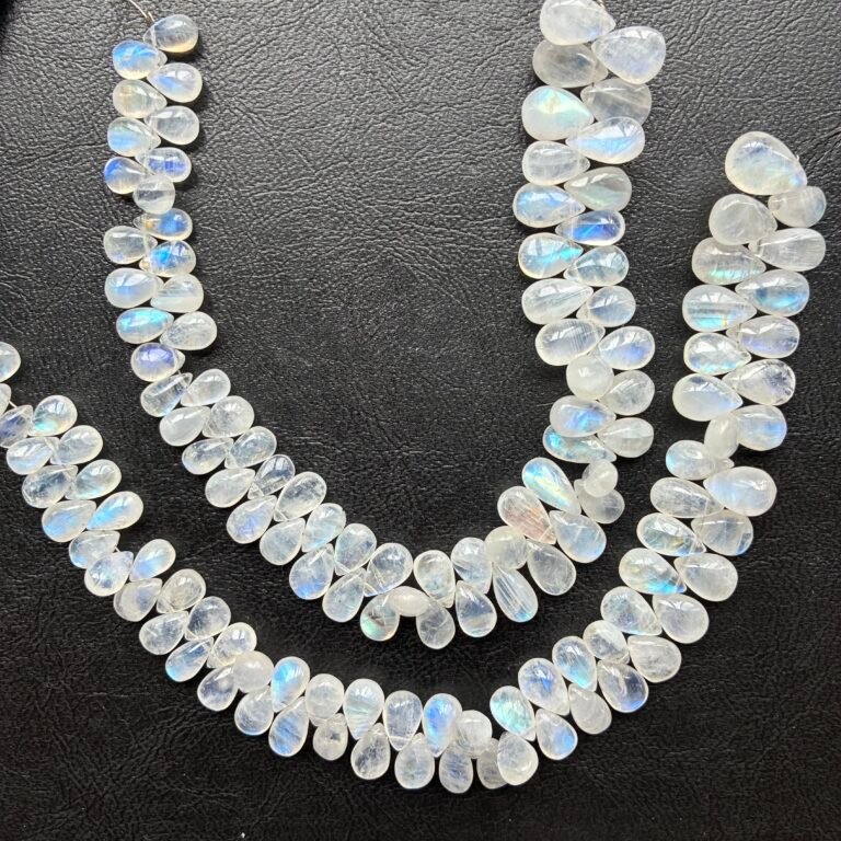 Rainbow Moonstone, smooth Pear, 21 cm, 8.7*5.7*5 mm