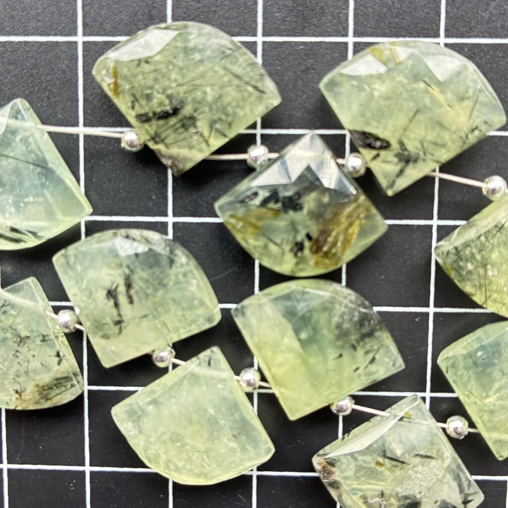 Prehnite, boat Shape, 10 Beads, 16.15*19*6mm