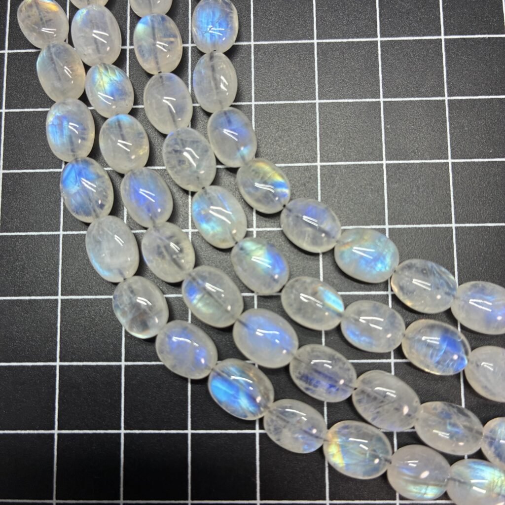 Rainbow Moonstone, smooth Oval, 22 cm, 9.6*7*5 mm, 23 beads