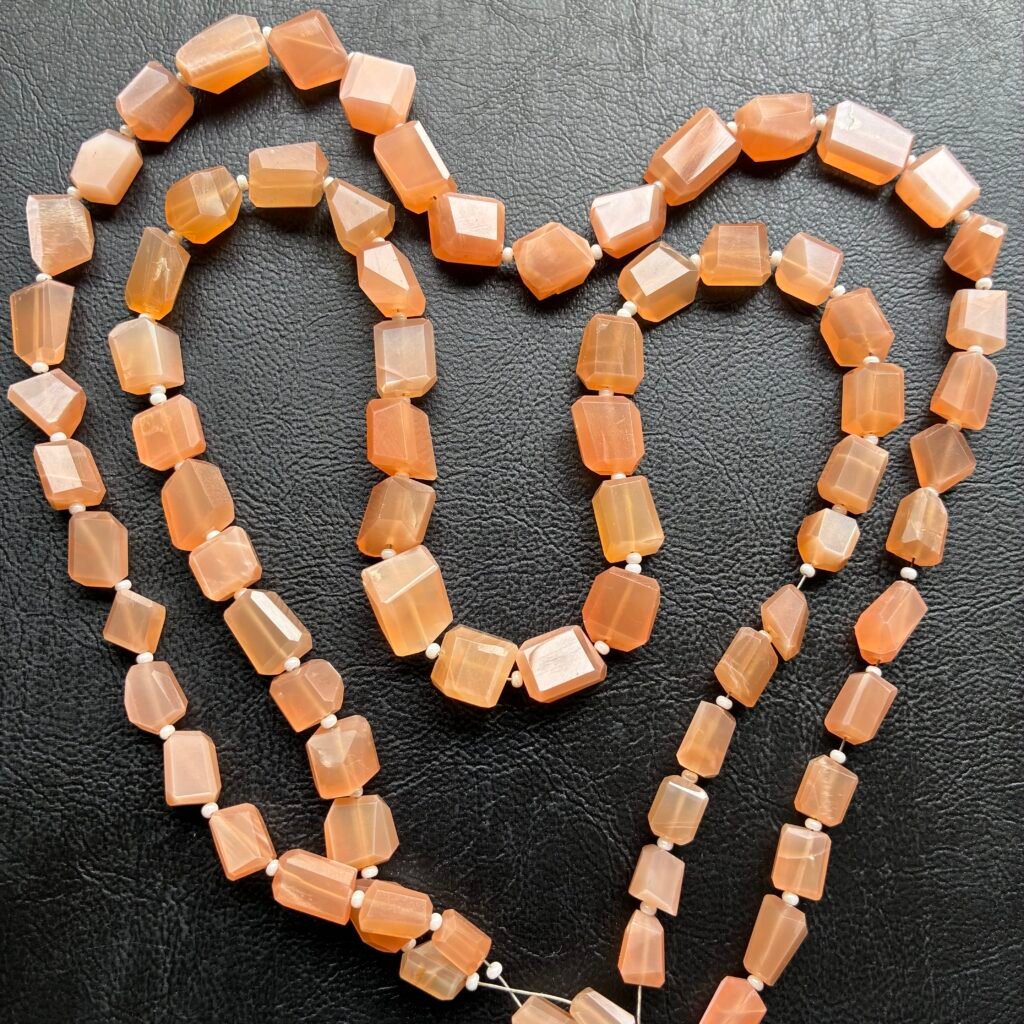 Peach Moonstone, Tumble , 21Cm
