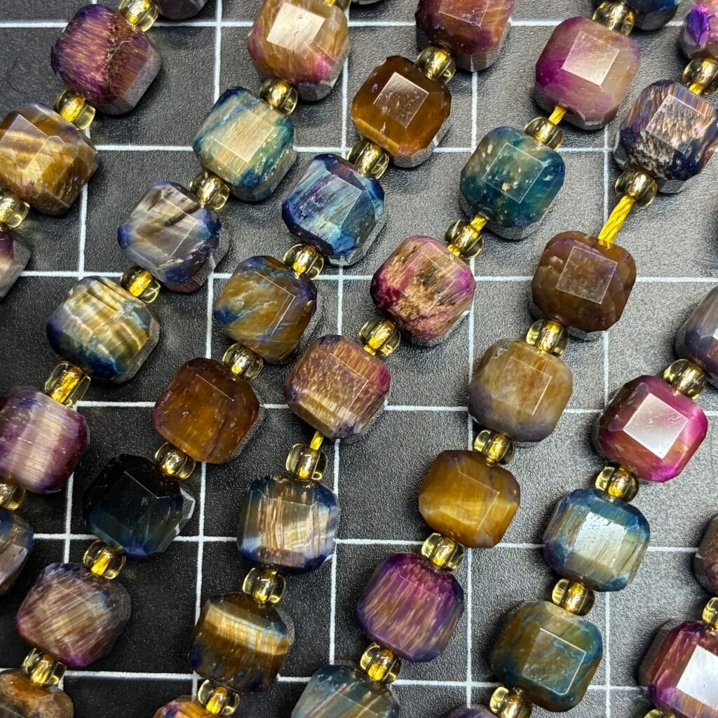 Tiger Eye, Cube Shape, 8mm, 38 CM