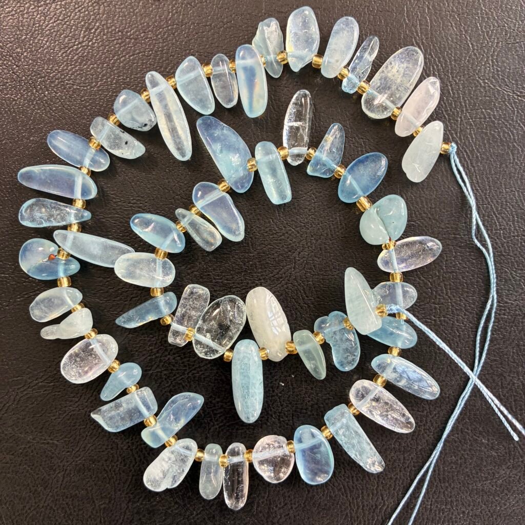 Aquamarine Smooth Big Oval Tumble, 40 CM