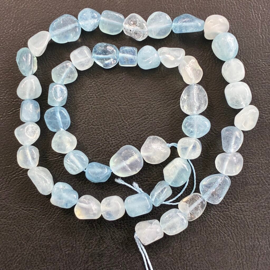 Aquamarine Smooth Small Tumble 8x10, 40 CM