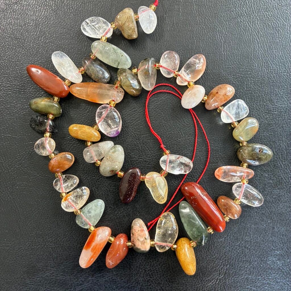 Mixstones, Crystal Smooth Oval Tumble, 37 CM