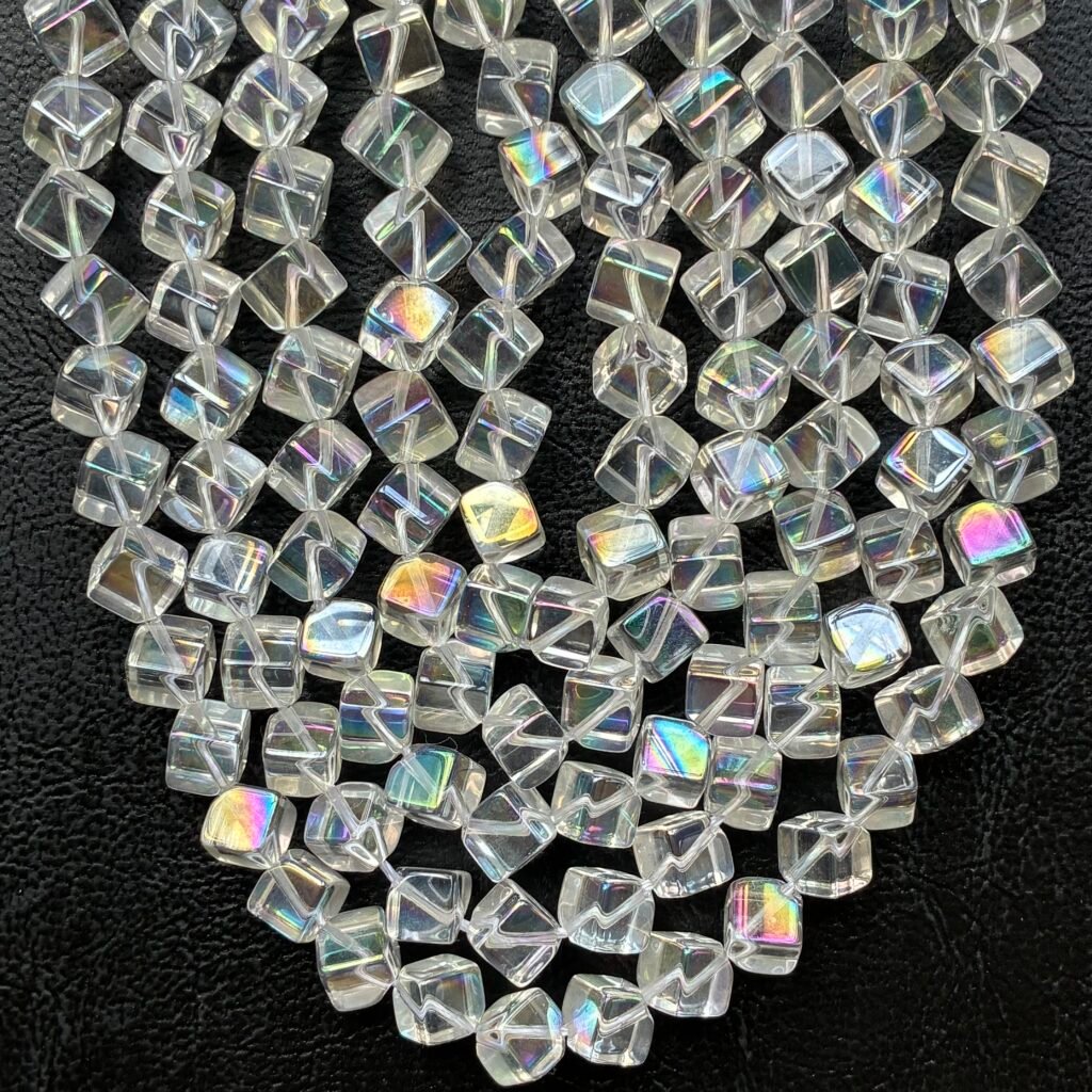 Aura Crystal Cube, 6 MM, 40 cm
