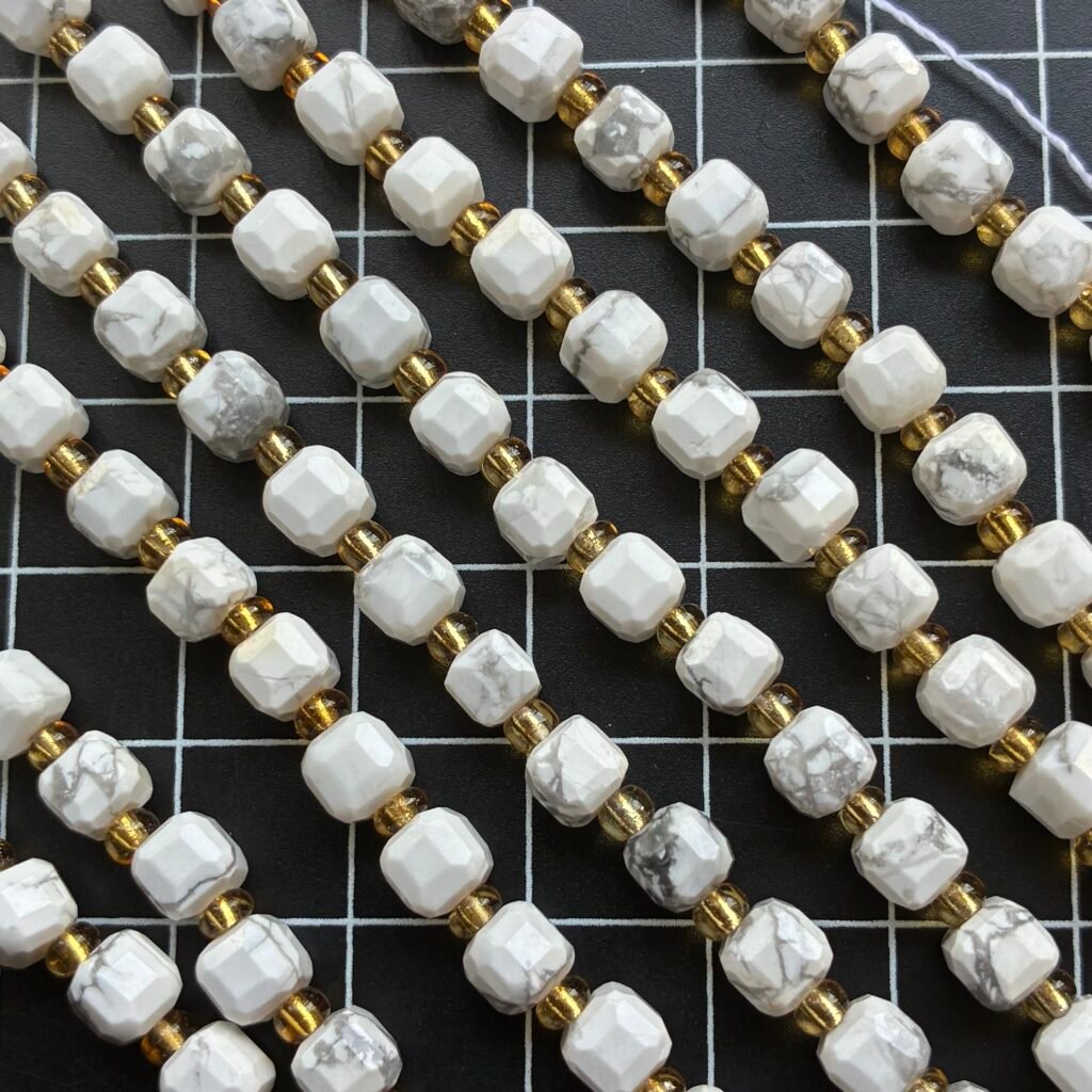 Natural Howlite Stone, Cube, 6 Mm, 39 Cm
