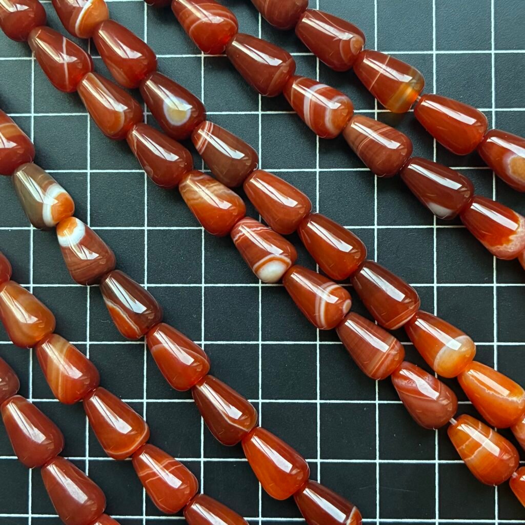 Carnelian Sardonyx Vertical Hole Drop 12*8, 40 Cm