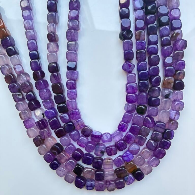 Agate Purple Cube, 7 Mm, 37 Cm