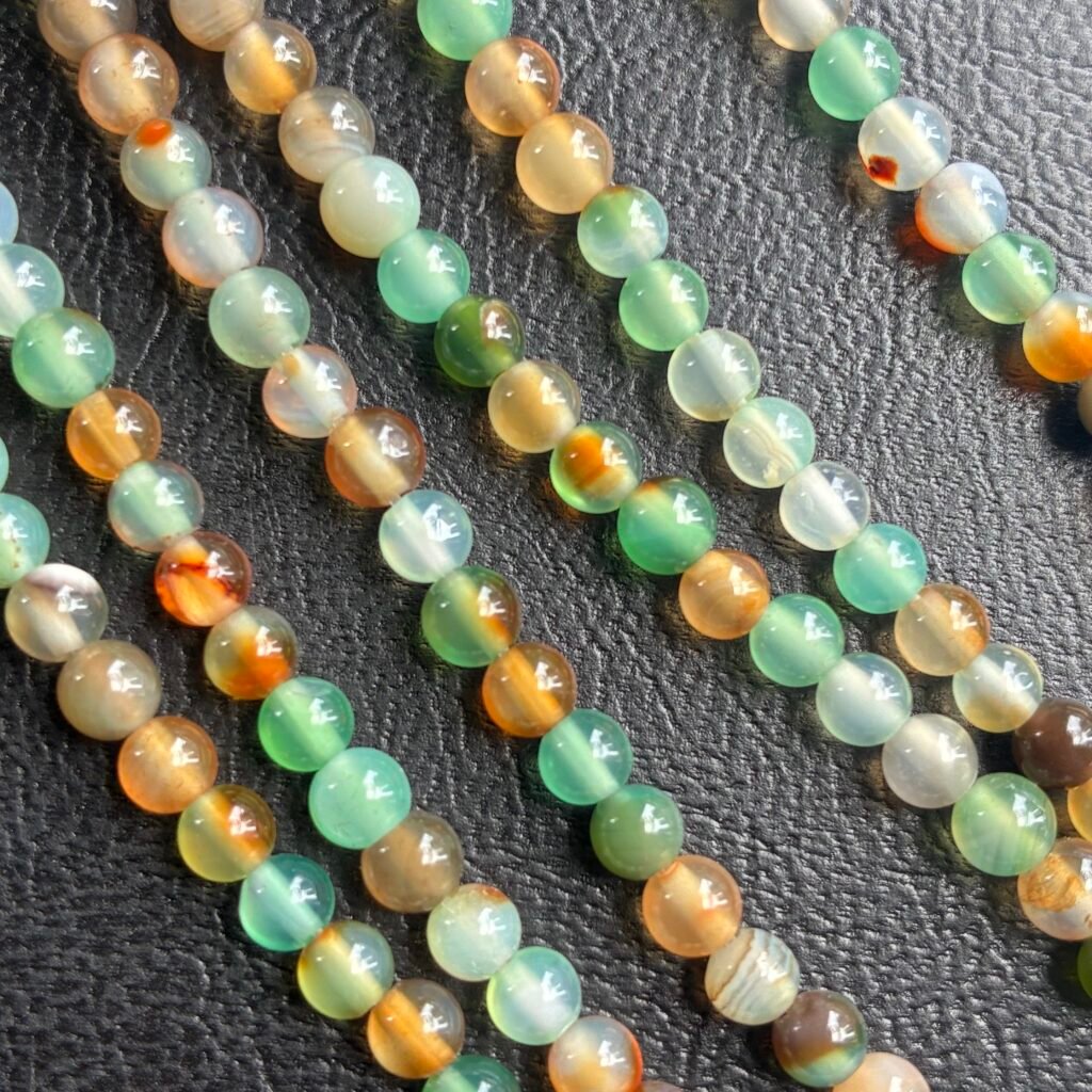 Agate Peacock Round 4 Mm, 40 Cm