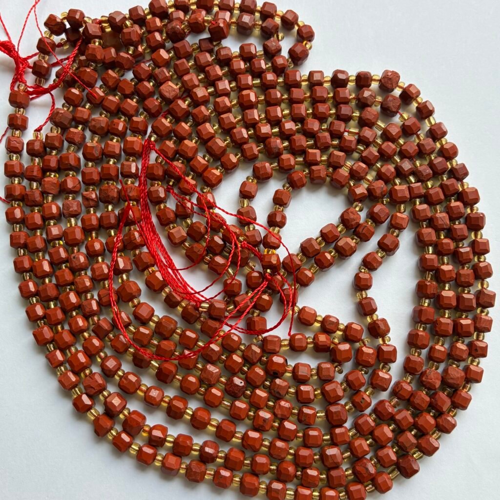 Natural Red Sand Stone, Cube , 6 Mm, 39 Cm