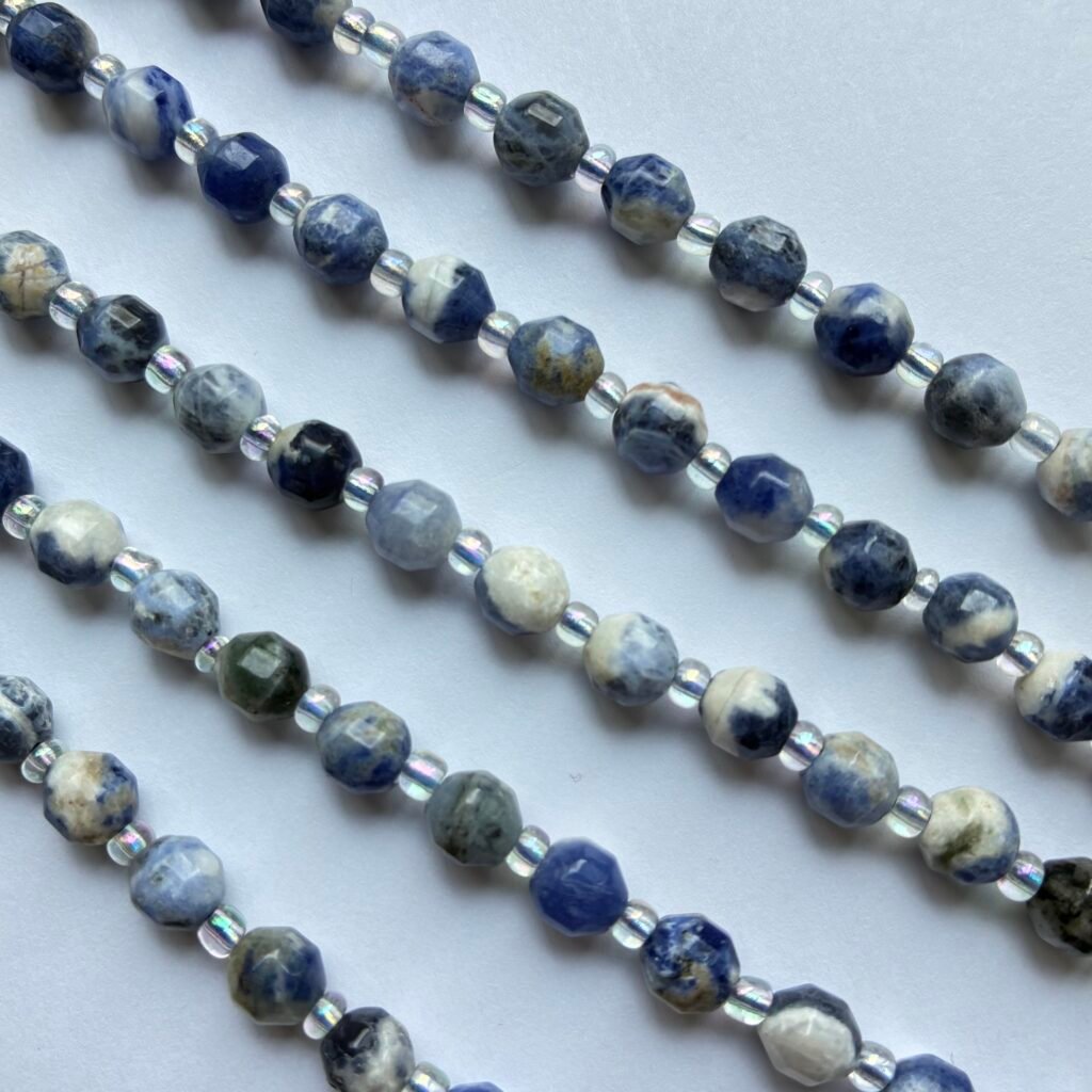 Sodalite, Faceted Hexagon Round,6 Mm, 37 Cm
