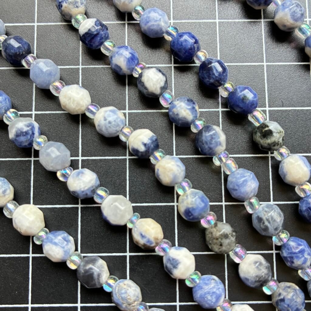 Sodalite, Faceted Hexagon Round,6 Mm, 37 Cm