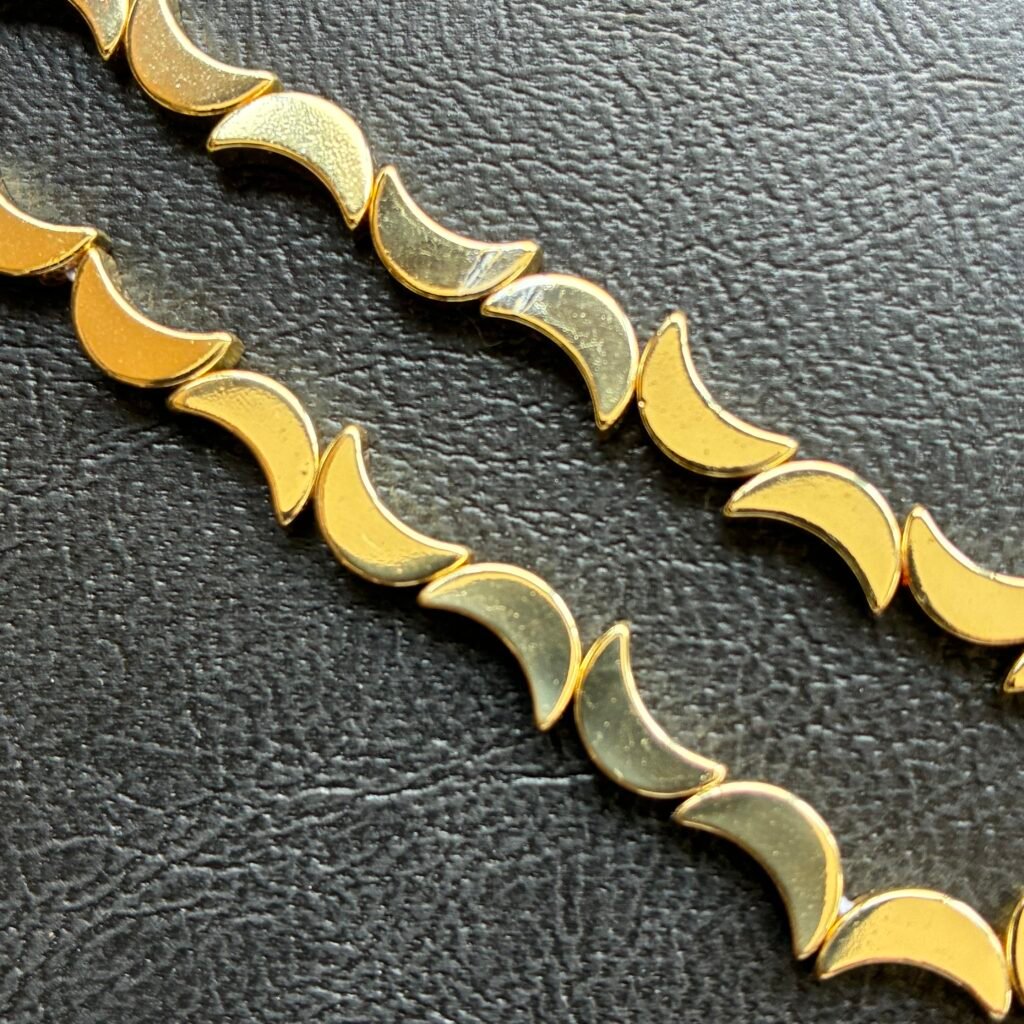 Hematite, Moon, 8.5mm, 38 CM