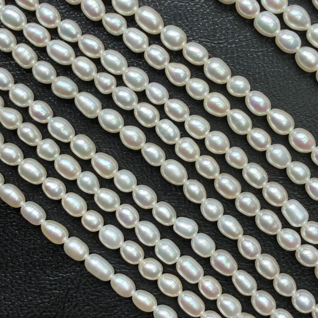 Freshwater Pearl, Rice S, 6-4.5*4 Mm, 36 Cm