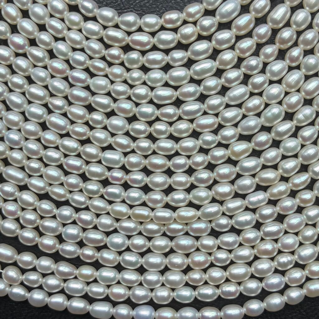Freshwater Pearl, Rice S, 6-4.5*4 Mm, 36 Cm