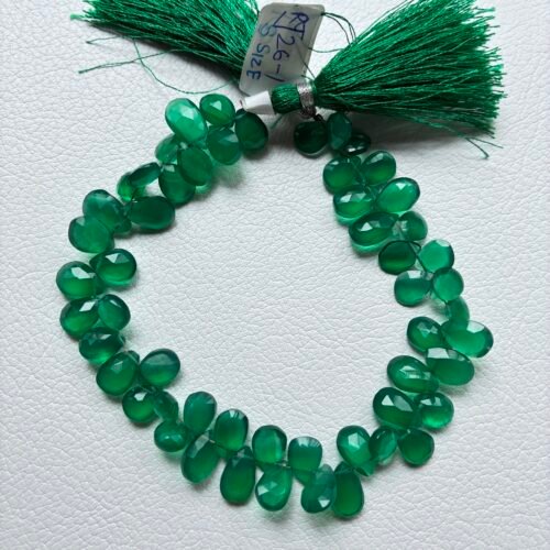 Green Onyx,  Faceted Pear, L, M size, 21 cm