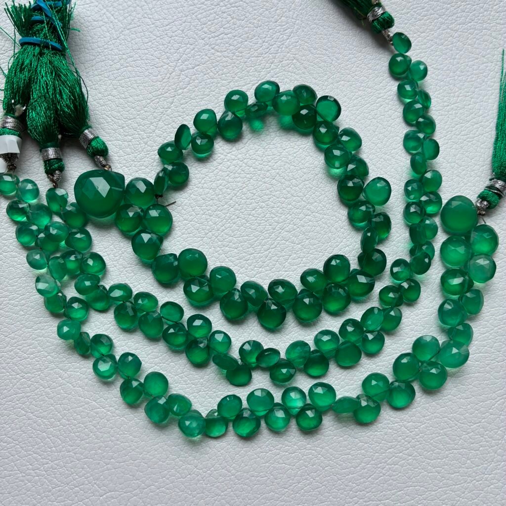 Green Onyx, Heart M, 22 CM
