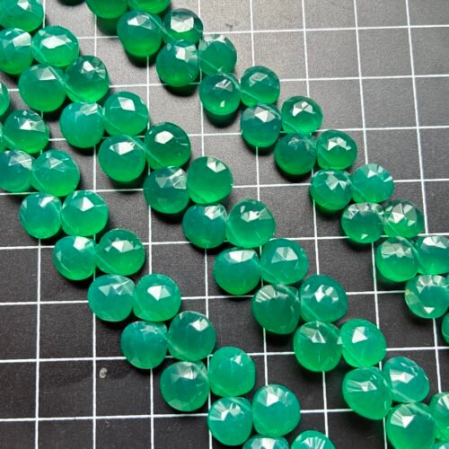 Green Onyx, faceted heart ,L size ,23cm, 8.5*8*4.9 mm-7.9*7.8*4 mm