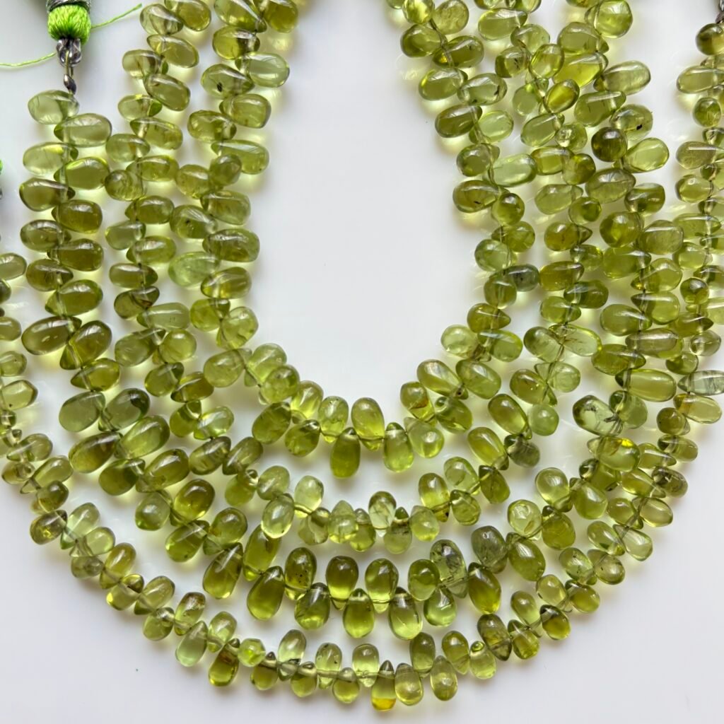 Peridot ,Smooth Drops , 18cm , 5*3mm