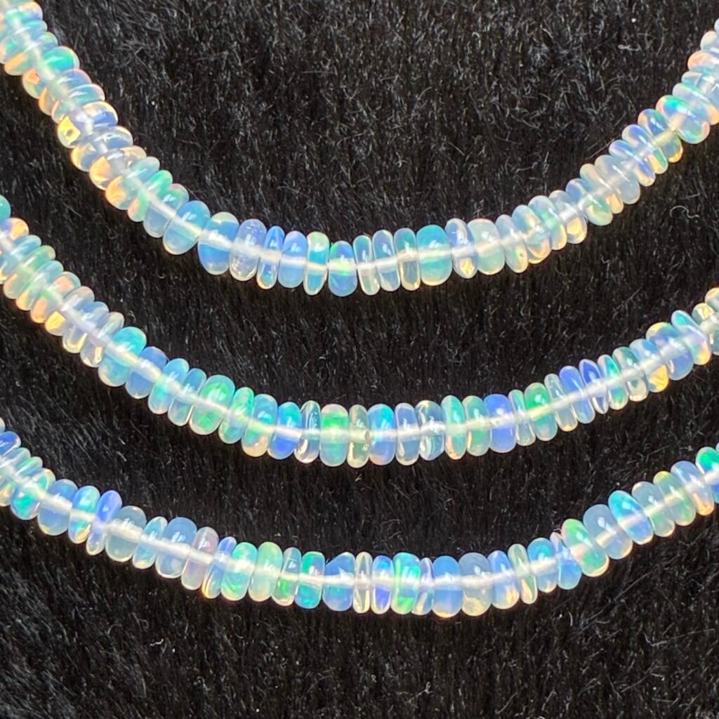 Ethiopian Opal, Smooth Rondelle, 22 cm, 3.2 mm