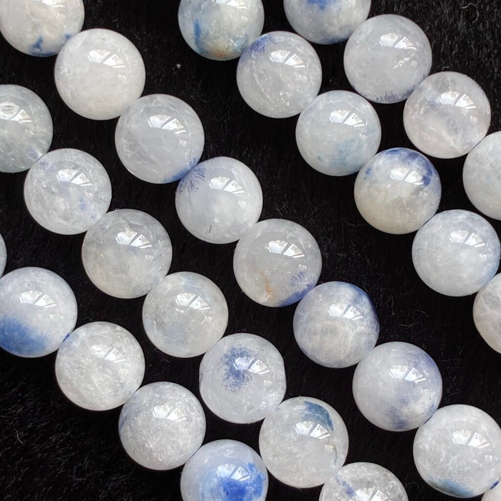 Dumortierite, Round 7.5 -- 9 Mm, 41 Cm