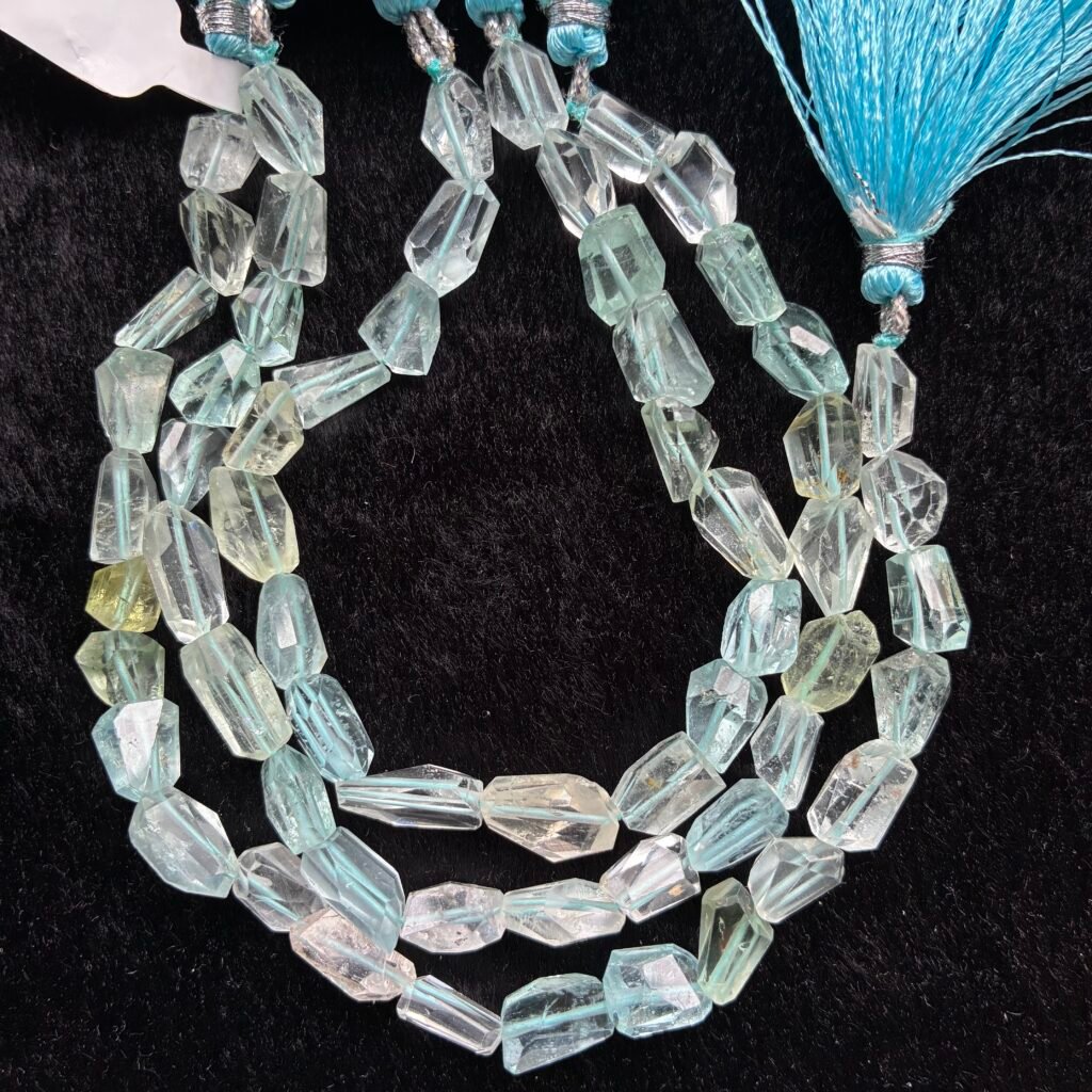 Aquamarine, tumble, 21 cm, 10*6-- 8*8 mm