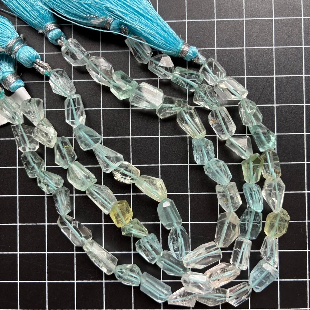 Aquamarine, tumble, 21 cm, 10*6-- 8*8 mm