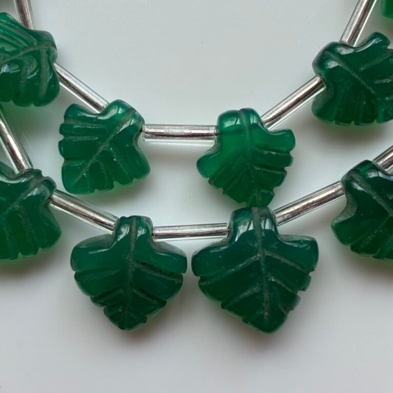 Green Onyx, Leaf Shape, 11*11.5mm, 17 beads
