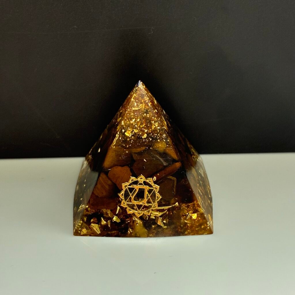 Pyramid, 4*4 Mm, Tiger Eye