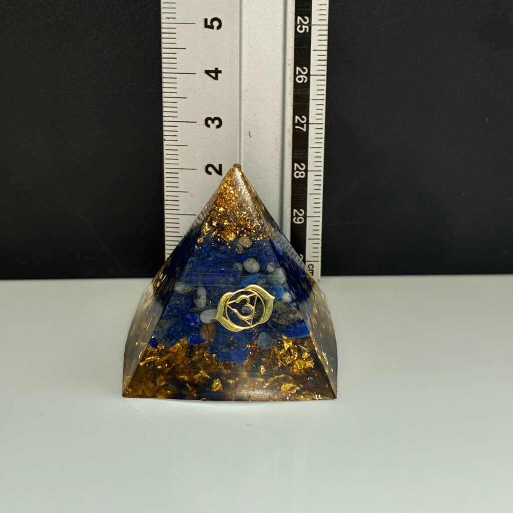 Pyramid, 4*4 Mm, Lapis