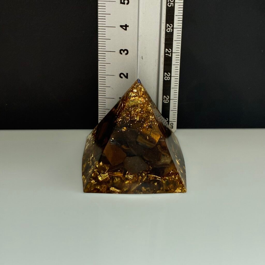 Pyramid, 4*4 Mm, Tiger Eye