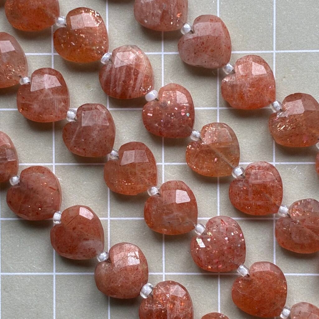 Sunstone , Heart Carving , 18cm , 9.6*9.9mm