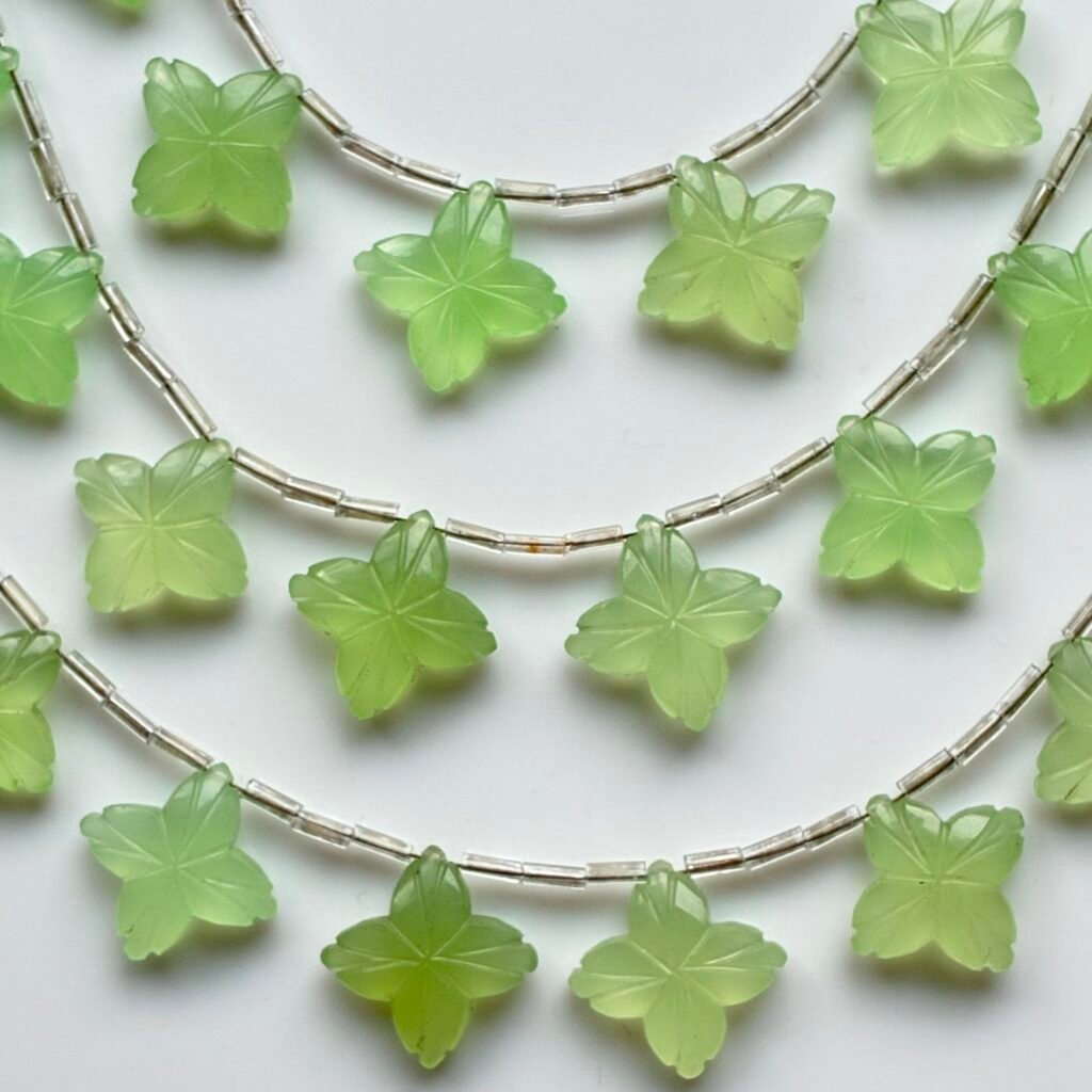 Chalcedony, Parrot Green, Flower, 8 beads, 17*17 mm