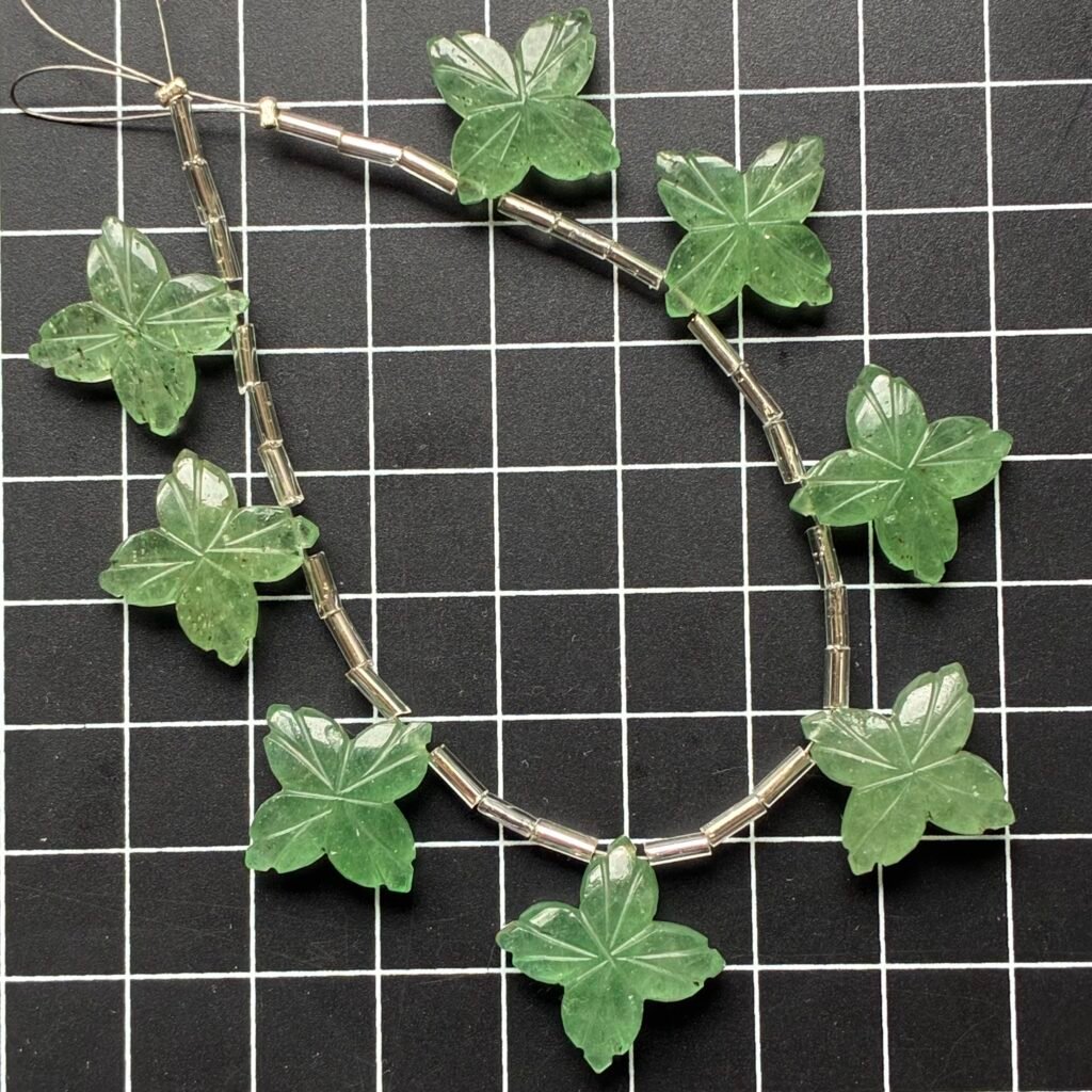 Chalsedony, Green, Flower, 8 beads, 17*17 mm