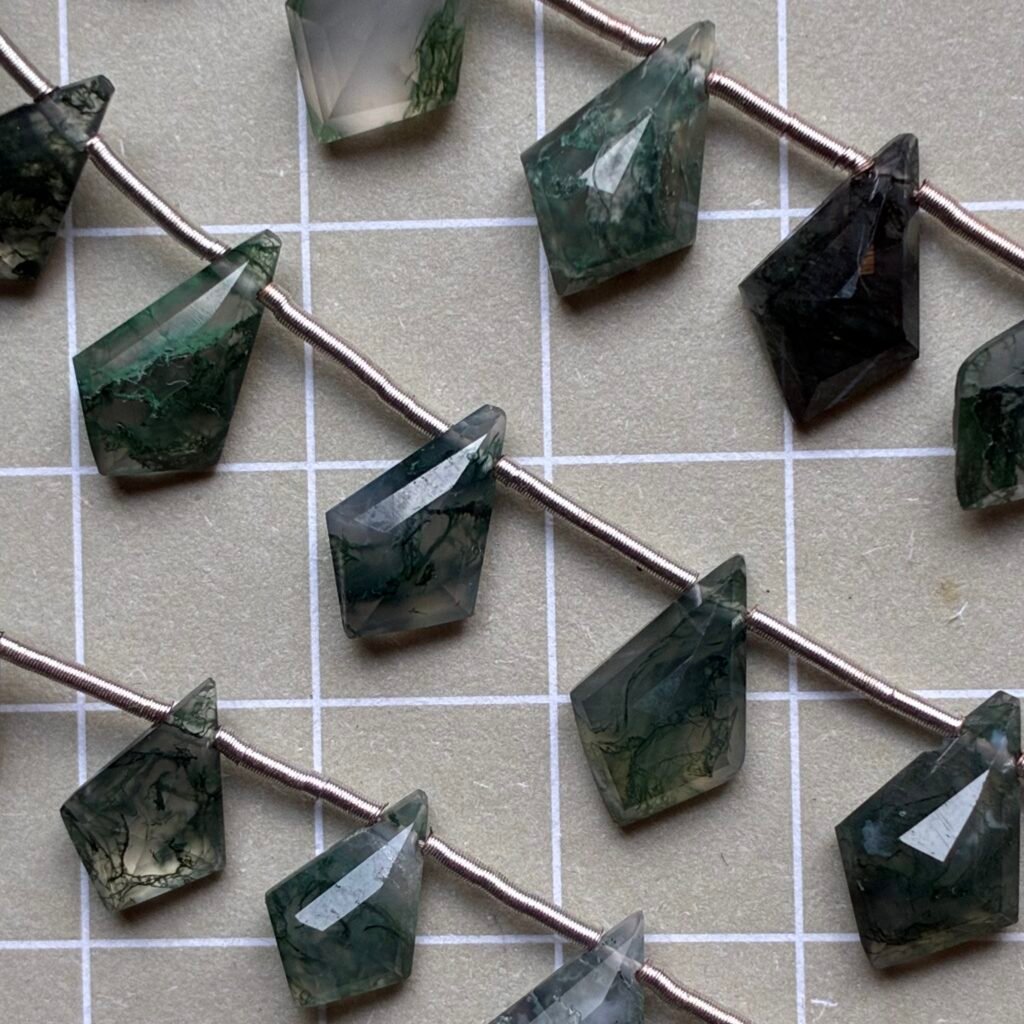 Moss Agate Diamond Shape12*8mm, 20cm