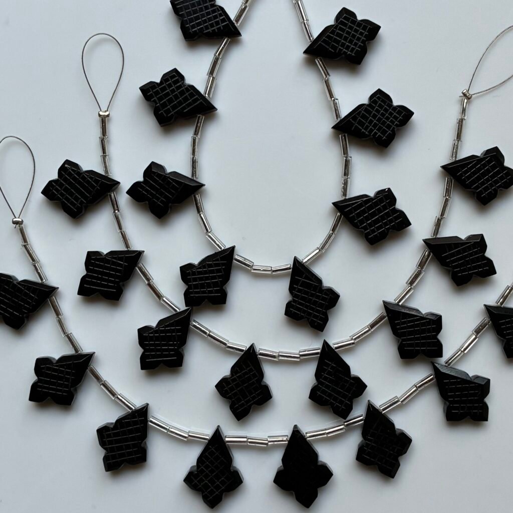 Black Onyx, Fancy Shape,17*4*4.8mm, 8 beads