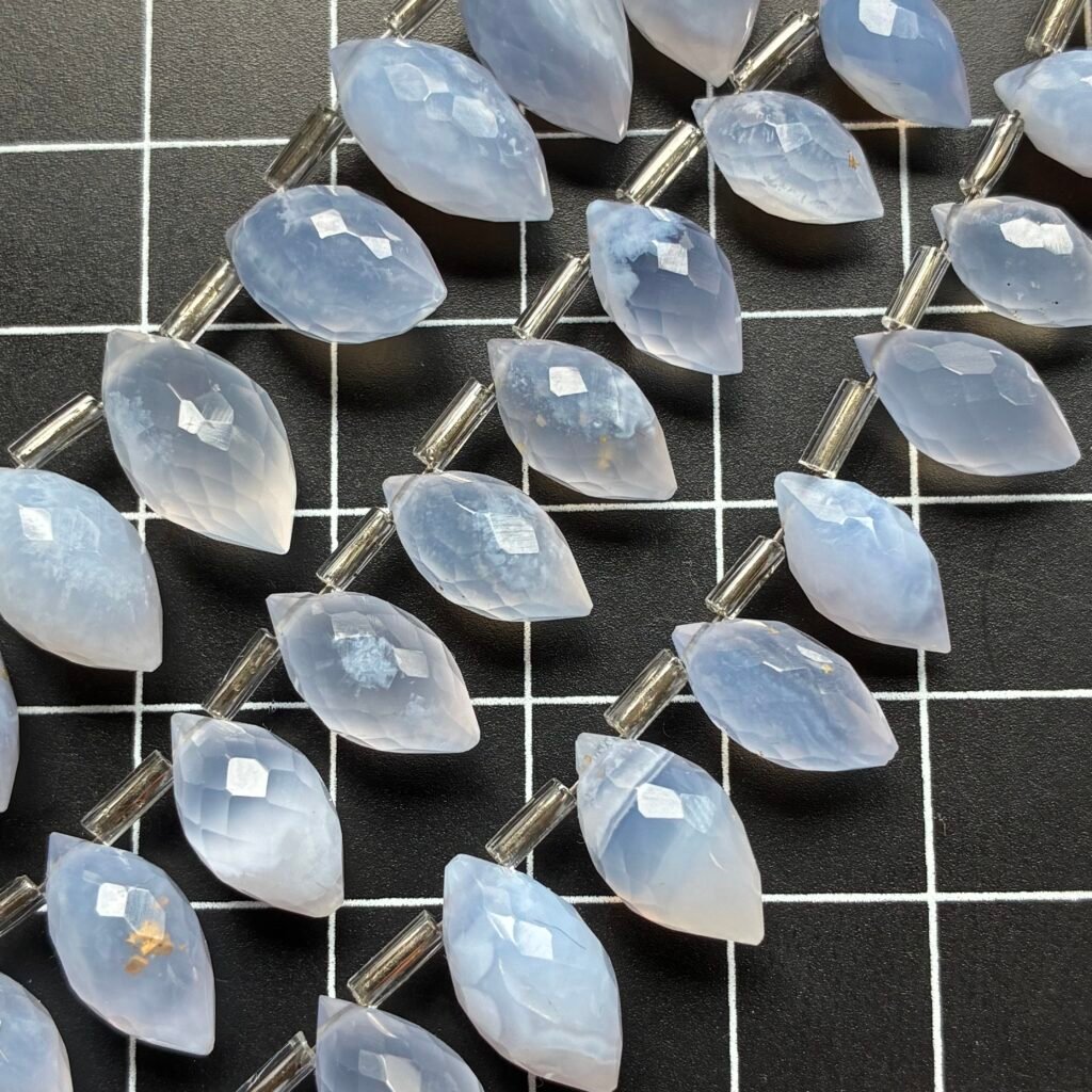 Chalcedony, Faceted Dew Drop, 20 beads, 13.6*6.5 - 11*6.5 mm