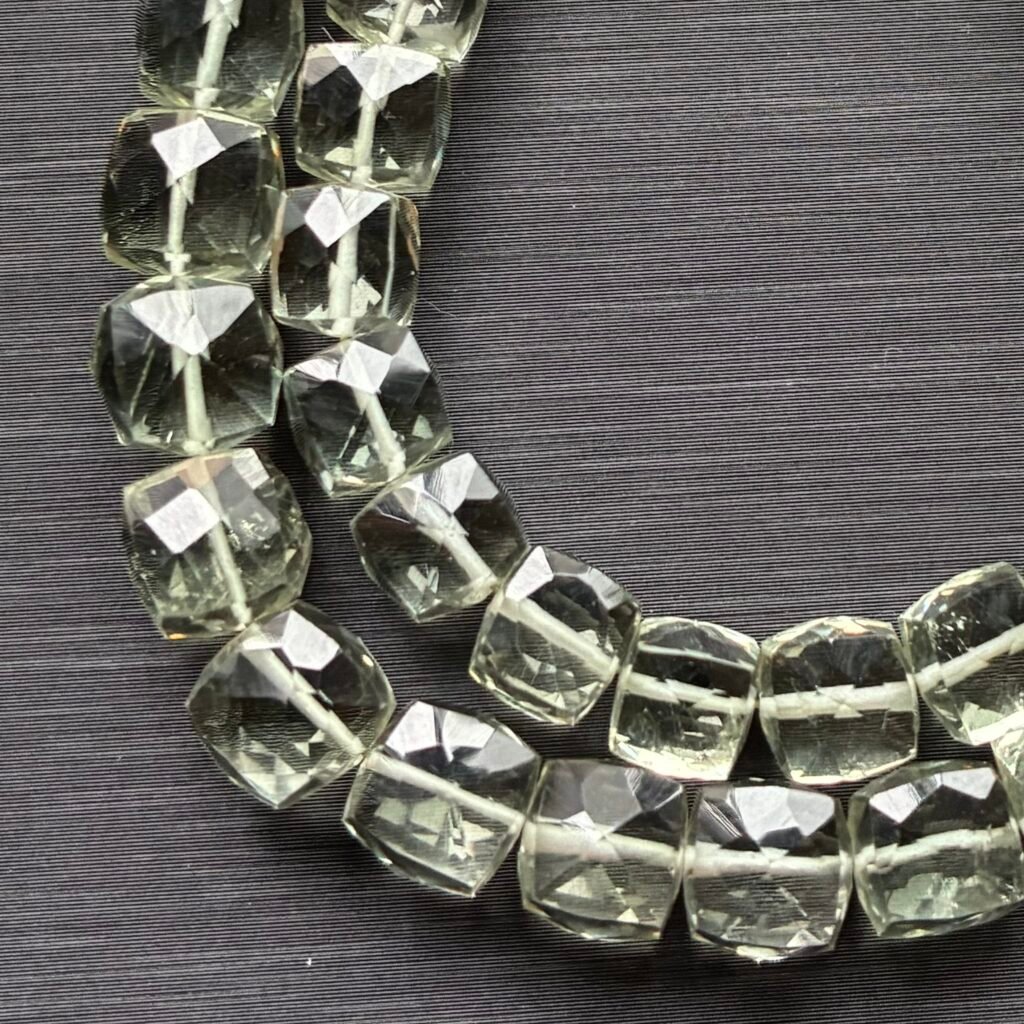 Green Amethyst Cube, 22 Beads, 7*6mm,16 Cm