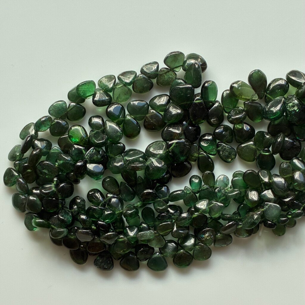 Green Apatite Pear,44cm9*7.6-5*4mm