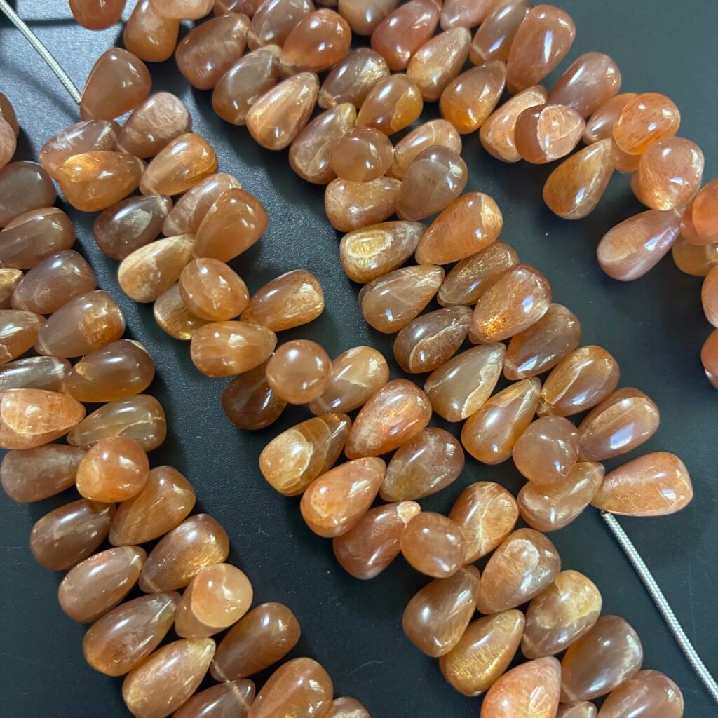 Golden Shine Moonstone Drops Smooth