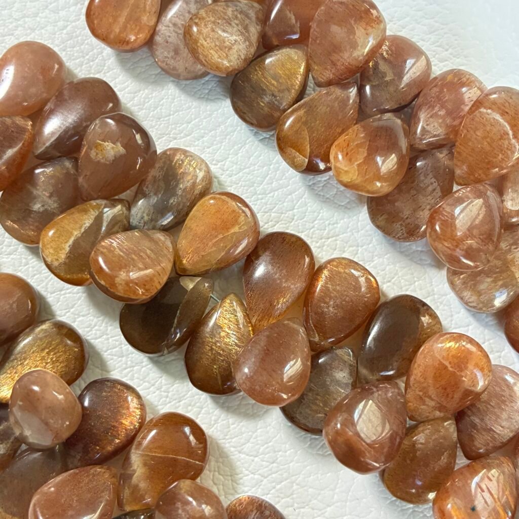 Golden Shine Moonstone Pear Smooth