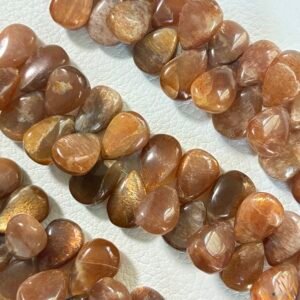 Golden Shine Moonstone Pear Smooth,10Cm
