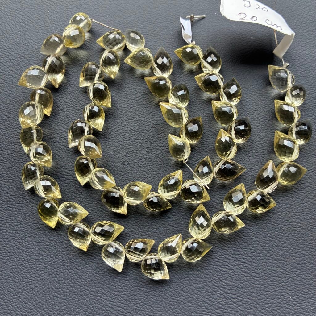 Lemon Quartz, Flower Bud, 31 beads, 9*7.2 mm