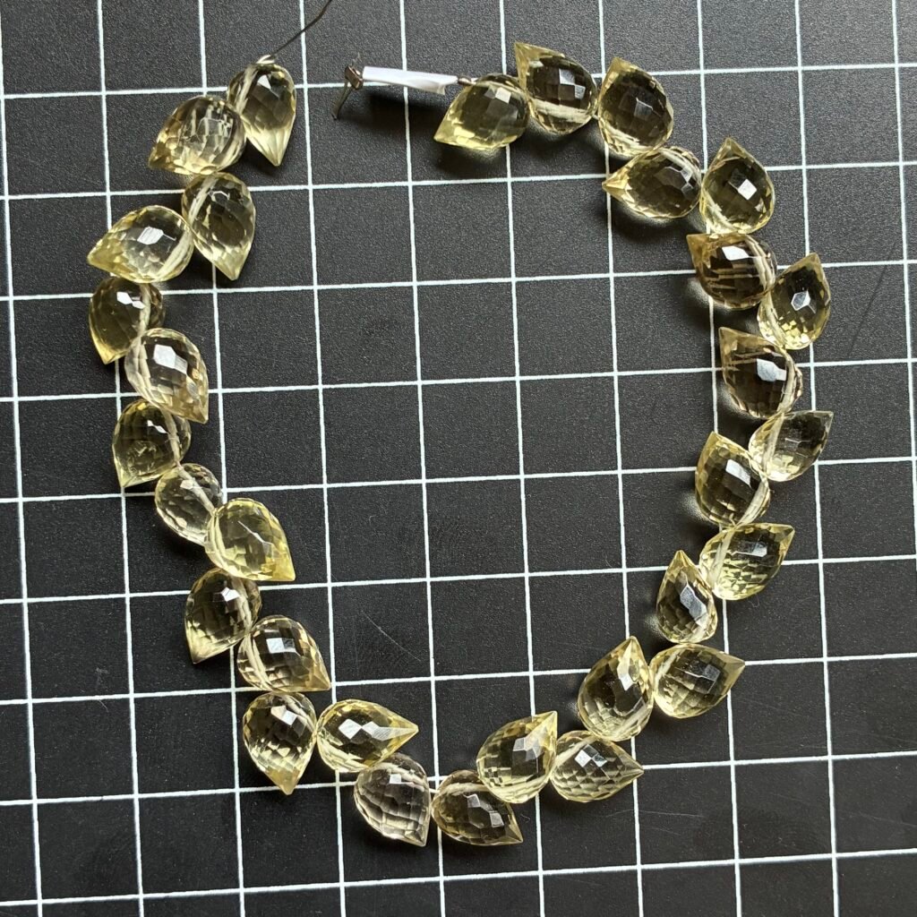Lemon Quartz, Flower Bud, 31 beads, 9*7.2 mm