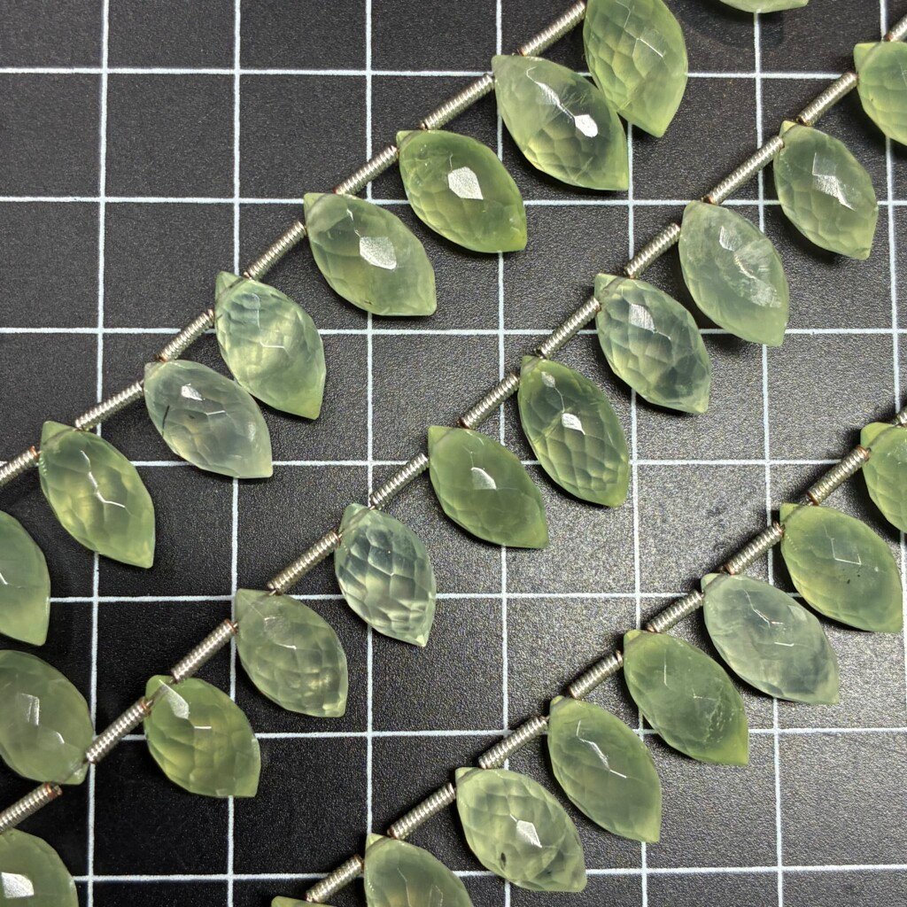 プレナイト（大麦形）、ファセット加工、24個入り、12×6mm